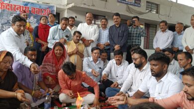 कांग्रेस के युवा अध्यक्ष मोहित मेहता ने भाजपा सरकार की बुद्धि शुद्धि के यज्ञ कार्यक्रम किया आयोजन