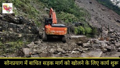 Work started to open the blocked road in Sonprayag