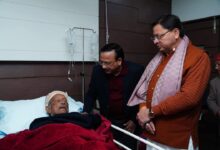 Chief Minister Dhami reached CMI Hospital, Dehradun to inquire about the well-being of former Chief Minister Bhuvan Chandra Khanduri.