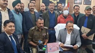 Strong action by Uttarakhand Police STF: Suresh Sharma, absconding for 25 years, carrying a reward of Rs 2 lakh, arrested from Jharkhand.