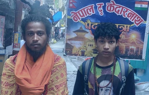 5 youths set out on a pilgrimage from Nepal to Kedarnath on foot, an example of love, faith and determination
