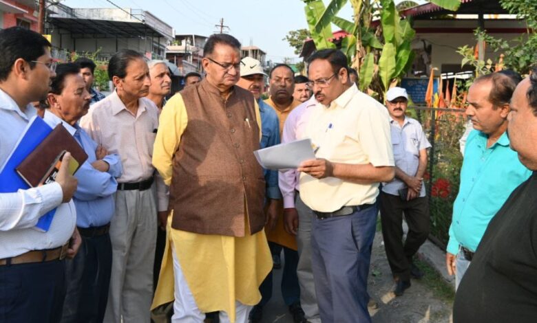Cabinet Minister Ganesh Joshi took stock of the development works in Nimbuwala and gave necessary instructions.
