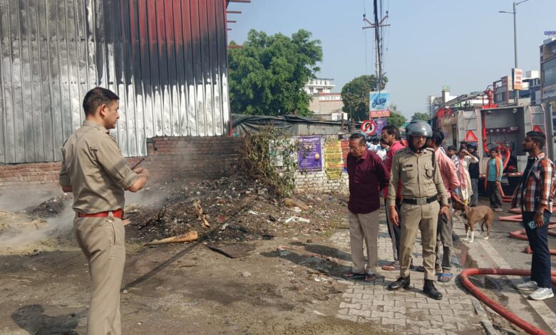 Dehradun Fire in garbage dump on GMS Road, Smart City pipes and Alto car burnt to ashes