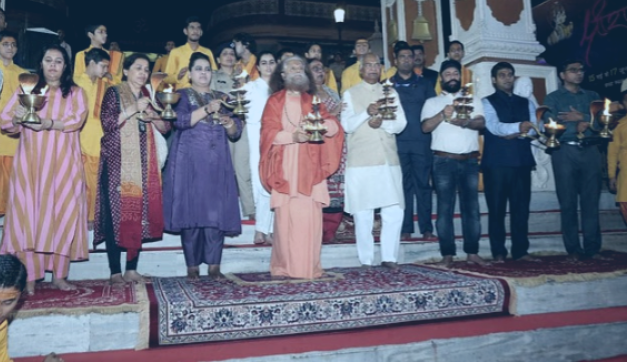 Former President Ram Nath Kovind reached Parmarth Niketan Ashram, discussion took place on Gandhi's thoughts and environmental protection