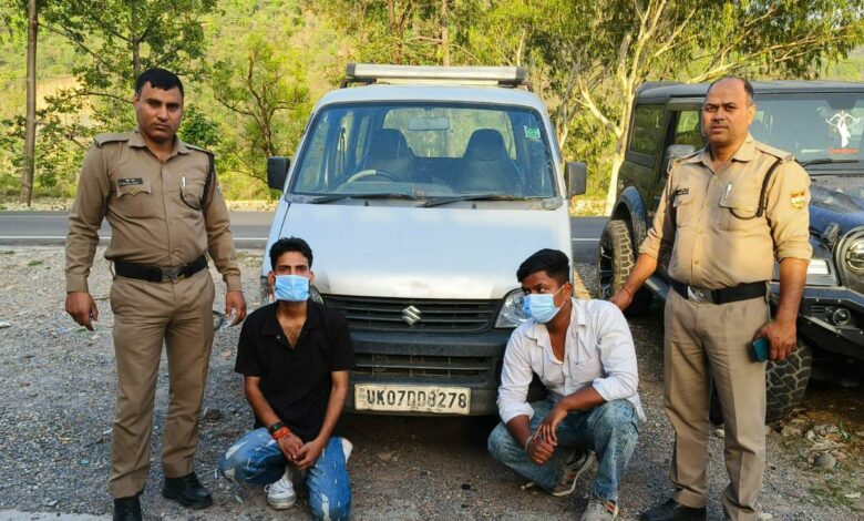 Two youths creating ruckus under influence of alcohol arrested, Doon police took immediate action on viral video