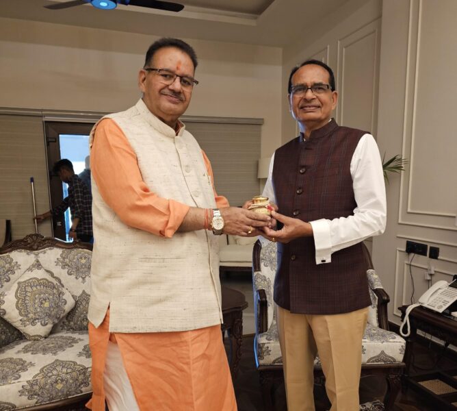 Uttarakhand Agriculture Minister Ganesh Joshi met Union Agriculture Minister Shivraj Singh Chauhan, discussion took place on development of agriculture sector