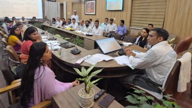 Strict stand on animal cruelty in Dehradun Important decisions taken under the chairmanship of DM Savin Bansal, now direct action on illegal meat shops and pet shops