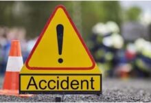 Road accident in Vikasnagar: Former District Panchayat President Madhu Chauhan injured.