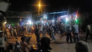 Bloody clash between two groups at Piran Kaliyar fair; several injured.