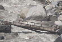 Major accident on the Madhyamaheshwar pilgrimage route; pilgrim falls into the river before boarding the trolley.