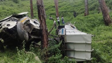 Pickup truck falls into 50-meter-deep gorge in Tyuni; one dead, another referred to Dehradun.