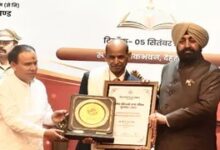 Shailesh Matiyani State Teacher Award for 19 teachers from Uttarakhand on Teachers' Day.