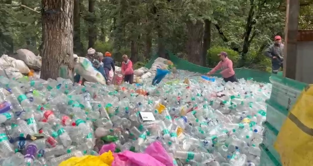 Over 22,000 plastic bottles collected from Hemkund Sahib and the Valley of Flowers.