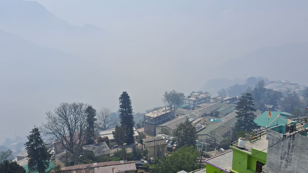Heat rises in Dehradun as the monsoon weakens; temperature reaches 33.9 degrees.
