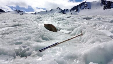 Saraswati Tal is 700 meters long and 30 meters deep; water is being drained from the lake.