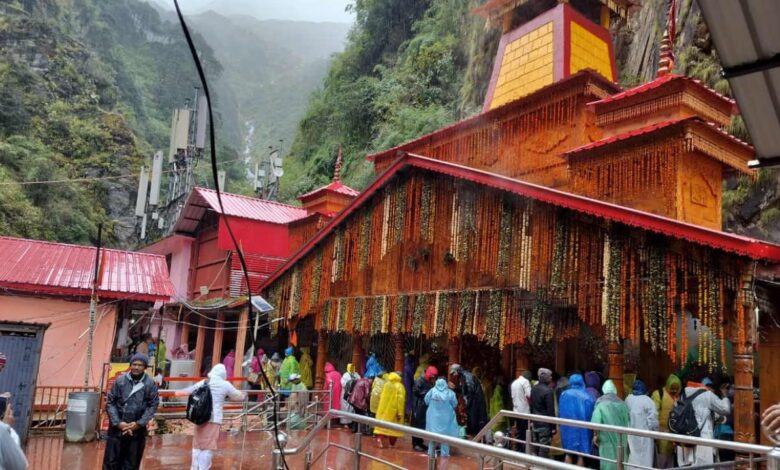 Pilgrimage to Gangotri and Yamunotri suspended in Uttarkashi due to 'Red Alert'.
