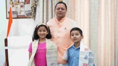 CM Dhami met the young mountaineers who conquered Mount Kilimanjaro.