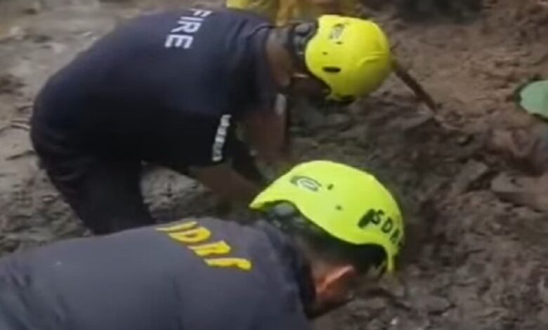 Havoc caused by heavy rain in Almora; three members of the same family die after being buried under debris.