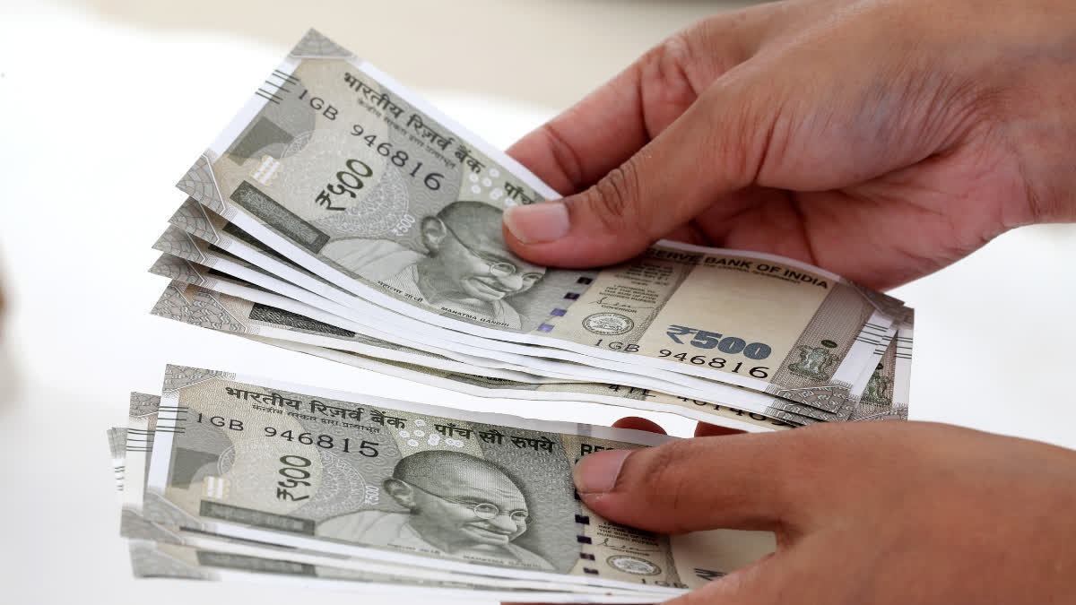 हरिद्वार में महिला एएसआई 10 हजार की रिश्वत लेते गिरफ्तार